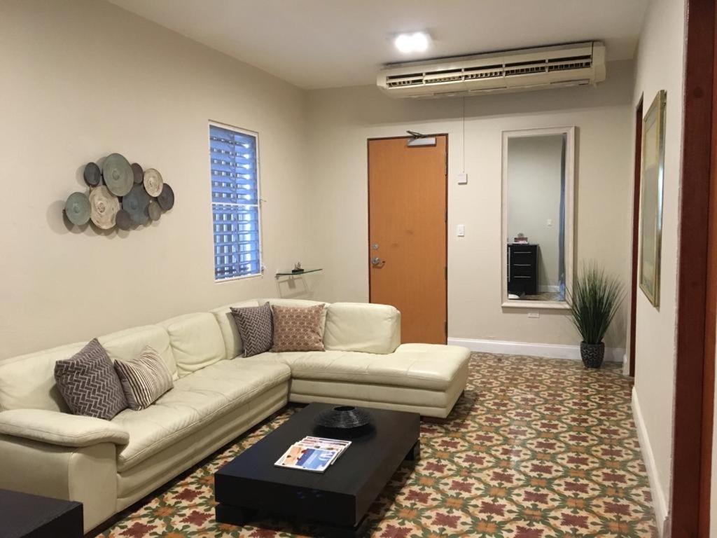 سان خوان Calle Hollanda 3 Bedroom Home المظهر الخارجي الصورة